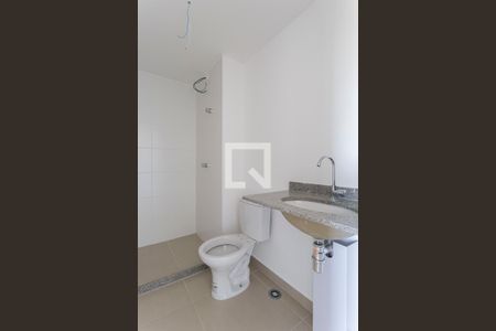 Banheiro de kitnet/studio à venda com 1 quarto, 28m² em Moema, São Paulo