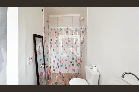 Casa à venda com 240m², 4 quartos e 1 vagaBanheiro de Serviço