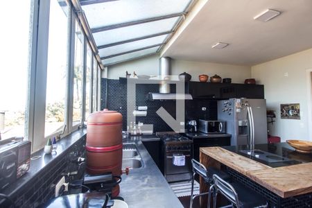 Casa de condomínio à venda com 1480m², 4 quartos e 9 vagasCozinha 