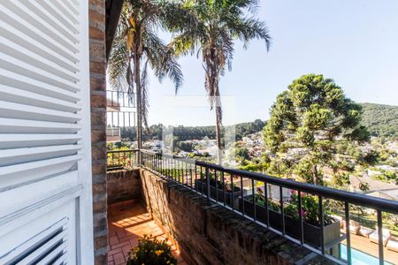 Casa de condomínio à venda com 1480m², 4 quartos e 9 vagasVaranda