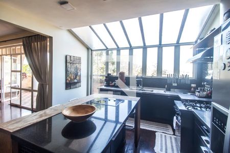 Cozinha  de casa de condomínio à venda com 4 quartos, 1480m² em Alphaville, Santana de Parnaíba