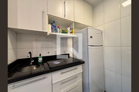 Sala/Cozinha de apartamento à venda com 1 quarto, 38m² em Moema, São Paulo