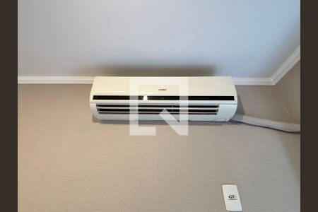 Sala/Cozinha de apartamento à venda com 1 quarto, 38m² em Moema, São Paulo