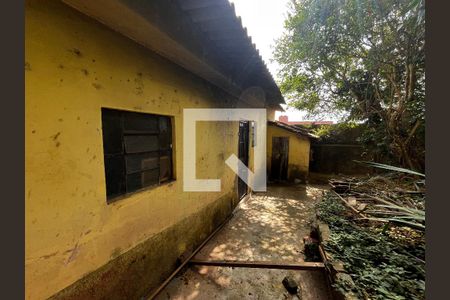 Área externa de casa à venda com 2 quartos, 327m² em Vila Santa Maria, São Paulo