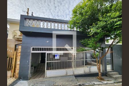 Fachada de casa à venda com 3 quartos, 249m² em Vila Gustavo, São Paulo