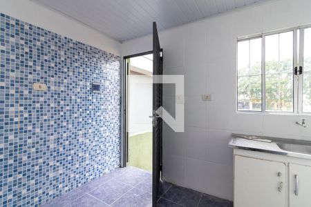 Edícula - Cozinha de casa para alugar com 3 quartos, 85m² em Jardim do Tiro, São Paulo