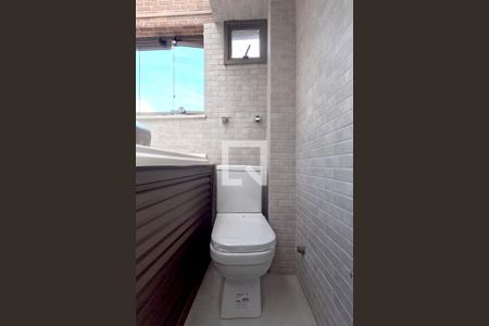 Banheiro de Serviço de casa para alugar com 4 quartos, 240m² em Campo Grande, Santos