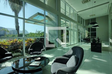 Apartamento à venda com 80m², 2 quartos e 2 vagasHall de entrada