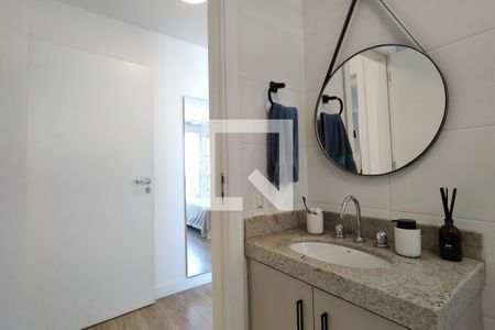 Apartamento à venda com 80m², 2 quartos e 2 vagasBanheiro da Suíte