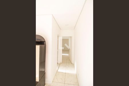Corredor de casa para alugar com 1 quarto, 100m² em Vila Engenho Novo, Barueri