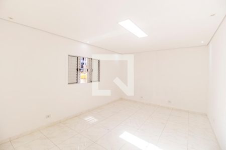 Quarto de casa para alugar com 1 quarto, 100m² em Vila Engenho Novo, Barueri