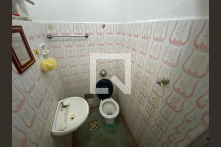 Banheiro de Serviço de casa à venda com 5 quartos, 175m² em Engenho de Dentro, Rio de Janeiro