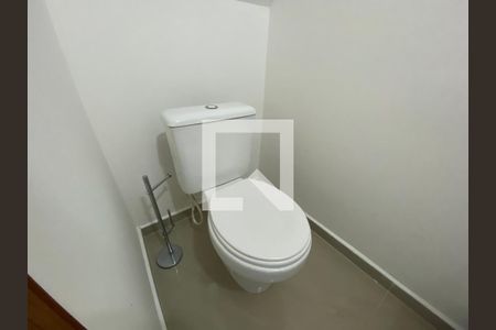 Lavabo de casa para alugar com 3 quartos, 193m² em Vila Rio Branco, São Paulo