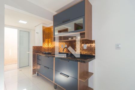 Cozinha de apartamento à venda com 1 quarto, 33m² em Vila Invernada, São Paulo