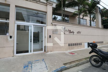 Apartamento para alugar com 71m², 2 quartos e 2 vagasFachada
