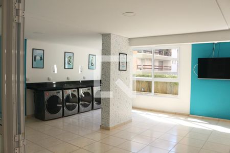 Apartamento para alugar com 71m², 2 quartos e 2 vagasÁrea comum - Lavanderia