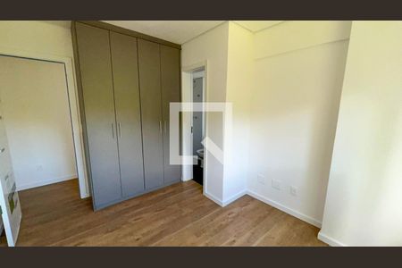 Apartamento à venda com 215m², 4 quartos e 4 vagasQuarto 2