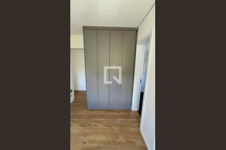 Apartamento à venda com 215m², 4 quartos e 4 vagasQuarto 2