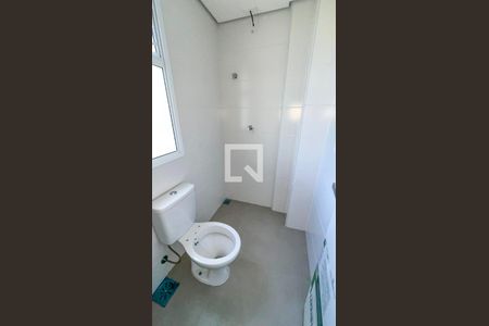 Apartamento à venda com 215m², 4 quartos e 4 vagasBanheiro de Serviço