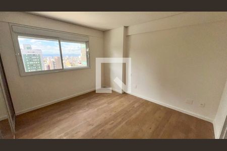 Apartamento à venda com 215m², 4 quartos e 4 vagasQuarto 1