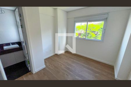 Apartamento à venda com 215m², 4 quartos e 4 vagasQuarto 2