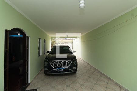 Garagem de casa à venda com 3 quartos, 204m² em Jardim Brasil (zona Norte), São Paulo
