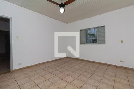 Quarto de casa para alugar com 1 quarto, 68m² em Parque Boturussu, São Paulo