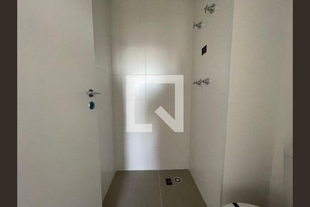 Banheiro de kitnet/studio à venda com 1 quarto, 28m² em Butantã, São Paulo