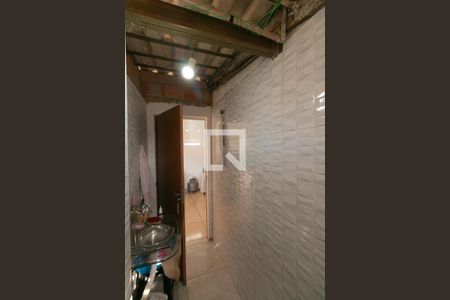 Corredor de casa à venda com 5 quartos, 200m² em Jaqueline, Belo Horizonte