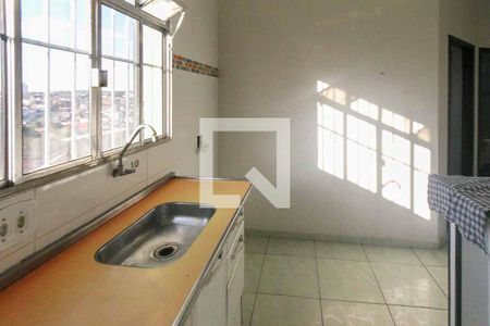 Cozinha de apartamento para alugar com 1 quarto, 28m² em Jardim Sapopemba, São Paulo