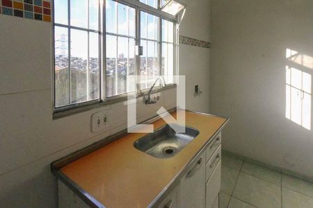 Cozinha de apartamento para alugar com 1 quarto, 28m² em Jardim Sapopemba, São Paulo