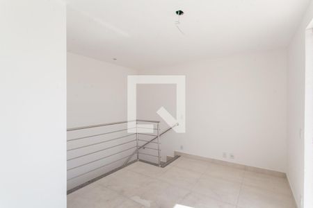 Sala 2 de apartamento à venda com 3 quartos, 140m² em Heliópolis, Belo Horizonte