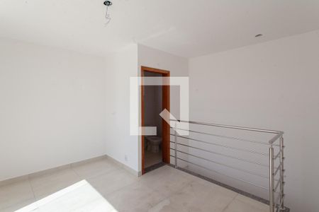 Sala 2 de apartamento à venda com 3 quartos, 140m² em Heliópolis, Belo Horizonte