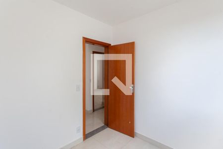 Quarto 2 de apartamento à venda com 3 quartos, 140m² em Heliópolis, Belo Horizonte