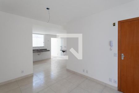 Sala de apartamento à venda com 3 quartos, 140m² em Heliópolis, Belo Horizonte