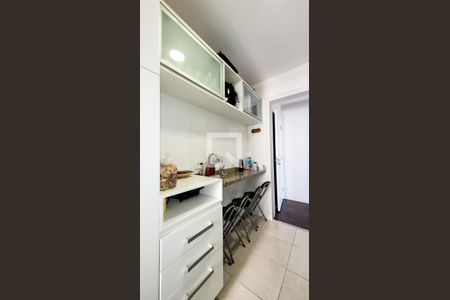 Cozinha de apartamento à venda com 3 quartos, 64m² em Vila Industrial (campinas), Campinas