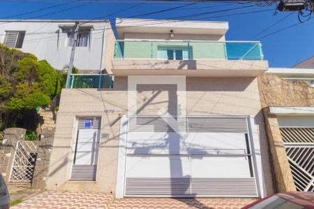 Fachada de casa à venda com 3 quartos, 220m² em Vila Bertioga, São Paulo