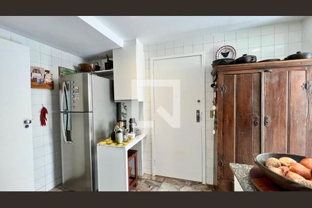 Apartamento à venda com 110m², 3 quartos e 2 vagas Apartamento à venda com 110m², 3 quartos e 2 vagasCozinha