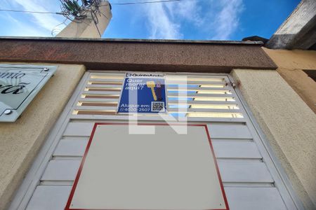 Placa de kitnet/studio para alugar com 0 quarto, 27m² em Vila Divina Pastora, São Paulo