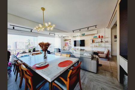 Sala de apartamento à venda com 3 quartos, 200m² em Vila Suzana, São Paulo