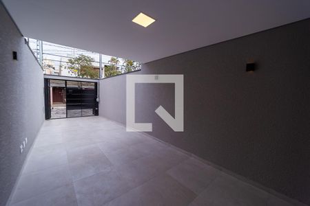 Garagem de casa à venda com 3 quartos, 137m² em Jardim Aricanduva, São Paulo