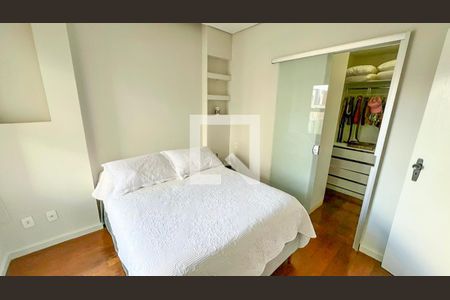 Apartamento à venda com 76m², 3 quartos e 2 vagasSuíte
