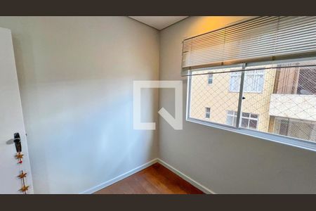 Apartamento à venda com 76m², 3 quartos e 2 vagasQuarto 2