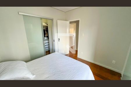 Apartamento à venda com 76m², 3 quartos e 2 vagasSuíte