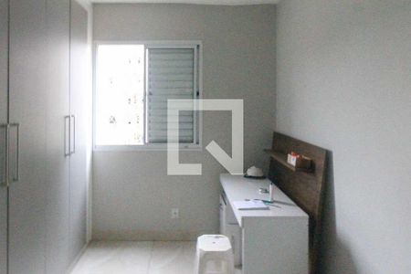 Quarto 1 de apartamento para alugar com 2 quartos, 52m² em Parque São Lourenço, São Paulo