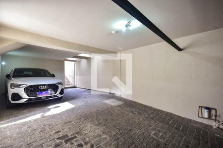 Garagem de casa à venda com 5 quartos, 848m² em Morumbi, São Paulo