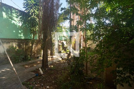 Casa para alugar com 180m², 2 quartos e 3 vagas Casa para alugar com 180m², 2 quartos e 3 vagasQuintal