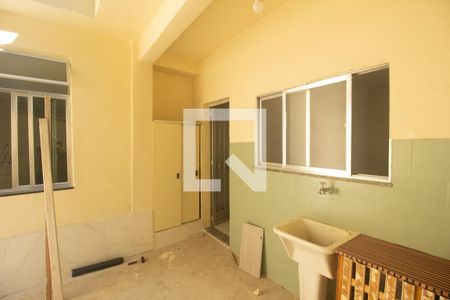 Casa para alugar com 180m², 2 quartos e 3 vagas Casa para alugar com 180m², 2 quartos e 3 vagasÁrea de Serviço