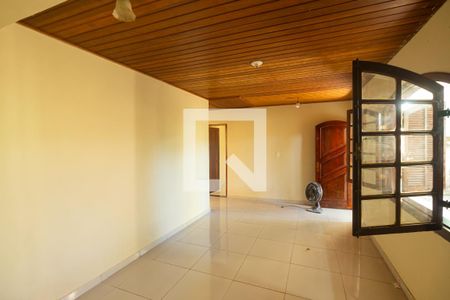 Sala de casa para alugar com 2 quartos, 180m² em Campo Grande, Rio de Janeiro