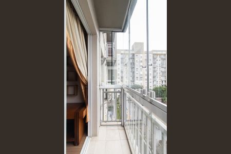 Varanda da Sala de apartamento à venda com 3 quartos, 68m² em Tristeza, Porto Alegre